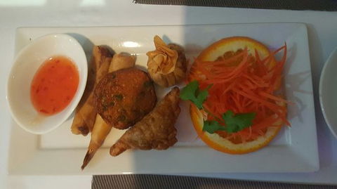 Sala Thai - Sydneys Hotel 0