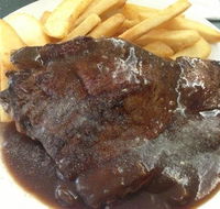 Treetops Tavern - Sydneys Hotel