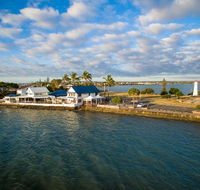 The Lighthouse - Sydneys Hotel