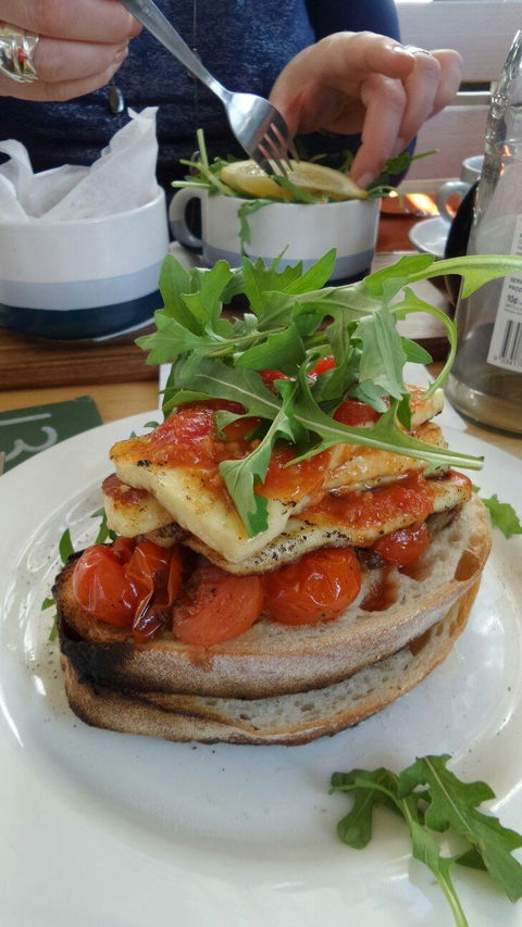 Esher Street Cafe & Deli - Sydneys Hotel 6