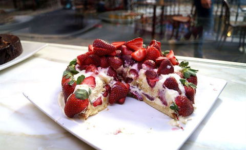 Otto's Fresh Food Market - Sydneys Hotel 10