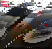 Giru Cafe - Sydneys Hotel