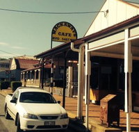 Mackaway's Cafe - Sydneys Hotel
