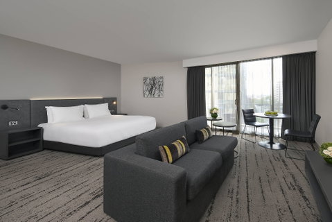 Courtyard Brisbane South Bank - Sydneys Hotel 3