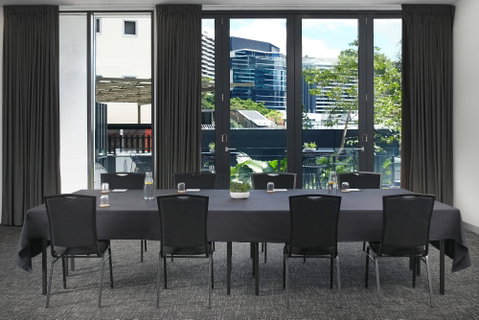 Courtyard Brisbane South Bank - Sydneys Hotel 9