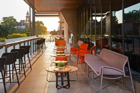 Courtyard Brisbane South Bank - Sydneys Hotel 12
