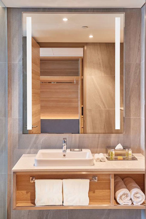 DoubleTree by Hilton Perth Waterfront - Sydneys Hotel 9
