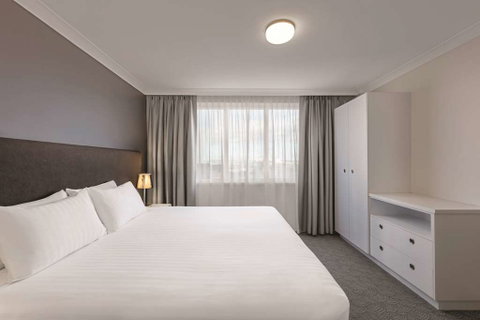 Rendezvous Hotel Perth Central - Sydneys Hotel 4