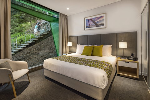 Quest Mounts Bay Road - Sydneys Hotel 8