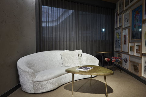 Ovolo Nishi - Sydneys Hotel 9