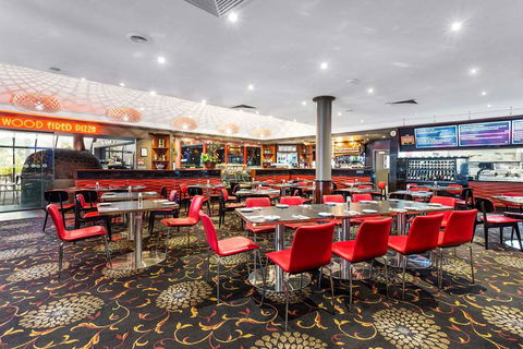 Quality Inn Taylors Lakes Motel - Sydneys Hotel 15