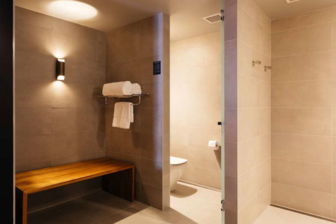 Macq 01 Hotel - Sydneys Hotel 2