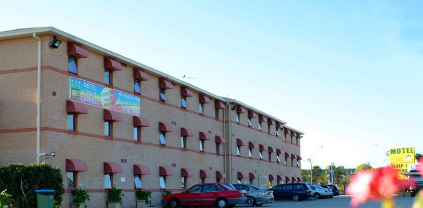  Sydneys Hotel