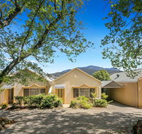 Quest Trinity House - Sydneys Hotel