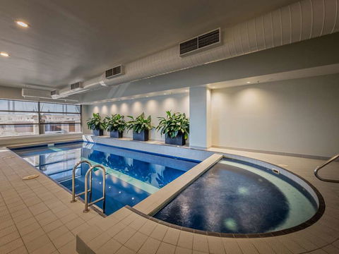 PARKROYAL Melbourne Airport - Sydneys Hotel 6