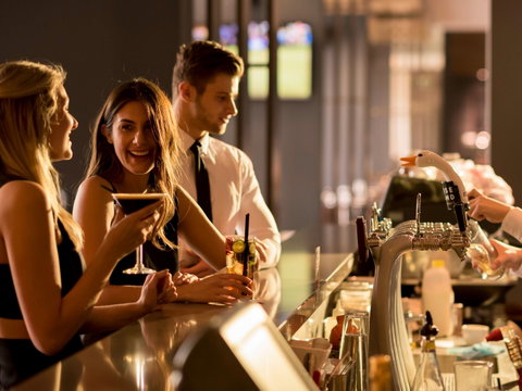 Pullman Adelaide - Sydneys Hotel 1