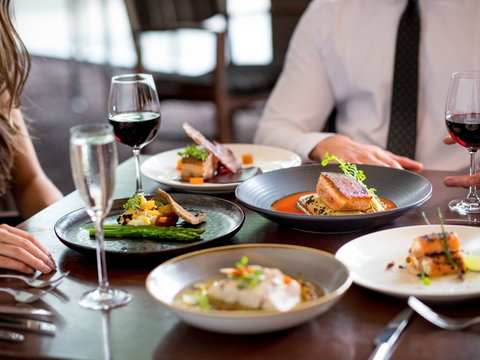 Pullman Adelaide - Sydneys Hotel 10