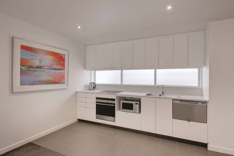 Travelodge Melbourne Docklands - Sydneys Hotel 6