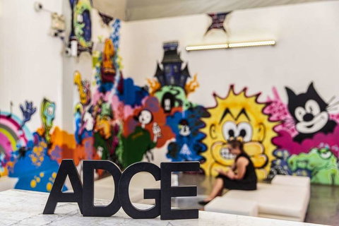 Adge Apartment Hotel - Sydneys Hotel 3