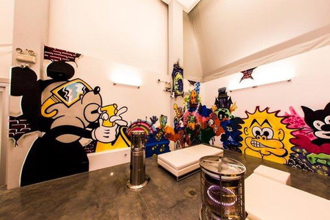 Adge Apartment Hotel - Sydneys Hotel 13