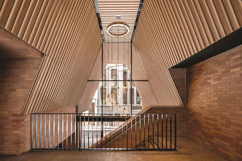 Vibe Hotel Sydney Darling Harbour - Sydneys Hotel 2