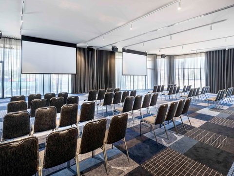Novotel Melbourne Preston - Sydneys Hotel 10