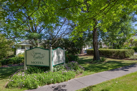 Yarra Gables Motel - Sydneys Hotel 0