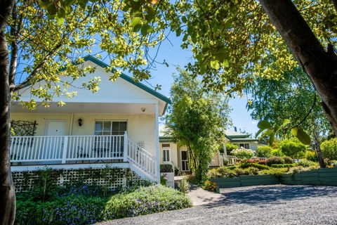 Yarra Gables Motel - Sydneys Hotel 1
