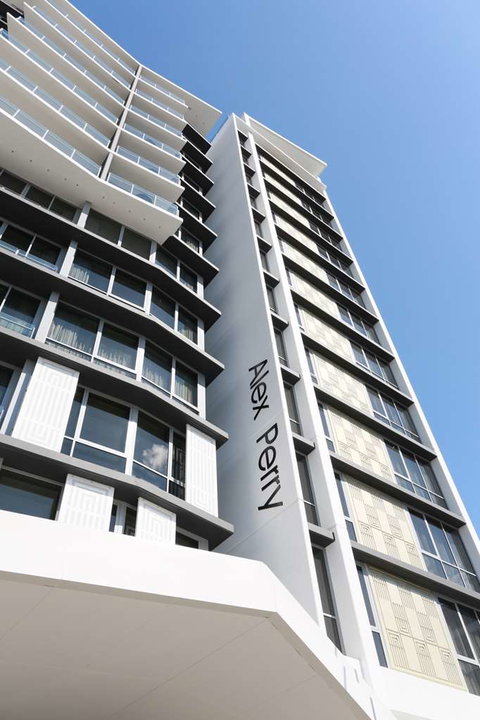 Alex Perry Hotel and Apartments - Sydneys Hotel 1