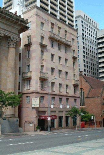ULTIQA Rothbury Hotel - Sydneys Hotel 0