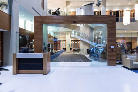 RACV City Club - Sydneys Hotel 2