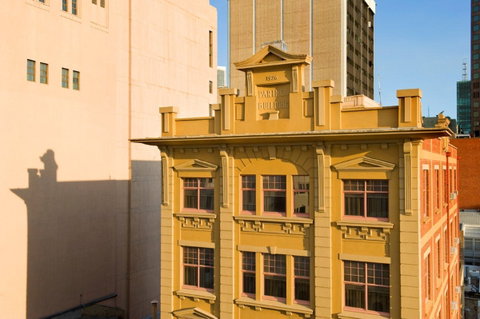 Adelaide Paringa Motel - Sydneys Hotel 0