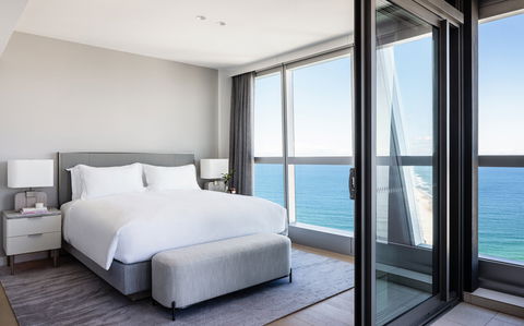 Langham, Gold Coast & Jewel Residences - Sydneys Hotel 0