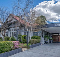 Cotswold Gardens - Sydneys Hotel
