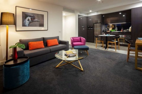 East Hotel - Sydneys Hotel 8