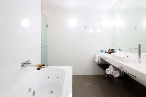East Hotel - Sydneys Hotel 14