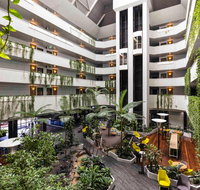 Novotel Darwin Atrium - Sydneys Hotel