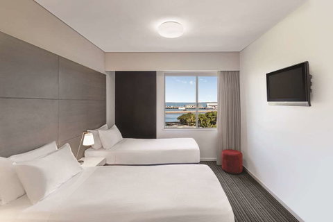 Adina Apartment Hotel Darwin Waterfront - Sydneys Hotel 6