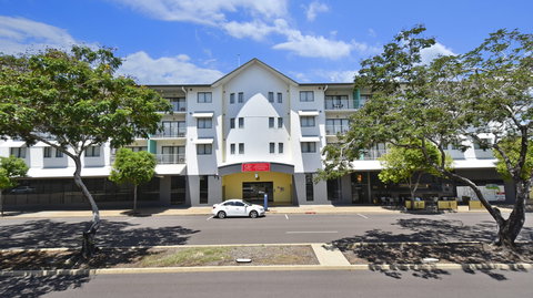 Metro Advance Apartments & Hotel - Sydneys Hotel 0