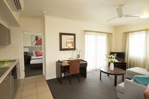 Metro Advance Apartments & Hotel - Sydneys Hotel 11