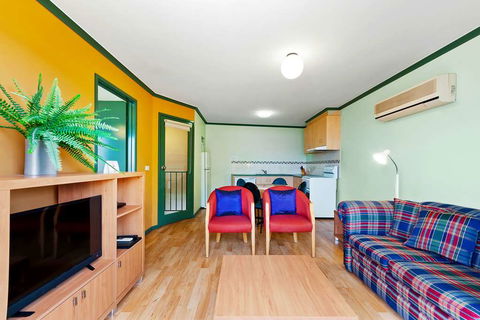 Comfort Inn & Suites Emmanuel - Sydneys Hotel 1