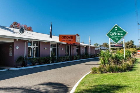 Wattle Grove Motel - Sydneys Hotel 0