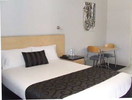 Alara Motor Inn - Sydneys Hotel 2
