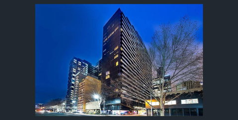 Aura On Flinders - Sydneys Hotel 0