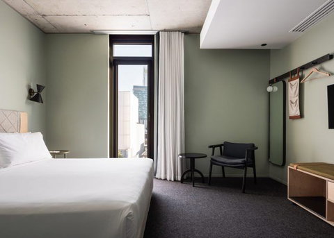 Alex Hotel, Perth - Sydneys Hotel 6