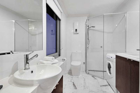 Attika Hotel - Sydneys Hotel 3