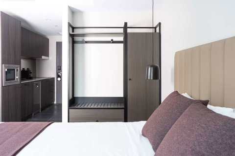 Abode Belconnen - Sydneys Hotel 3