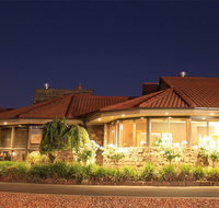 Julie-Anna Bendigo - Sydneys Hotel