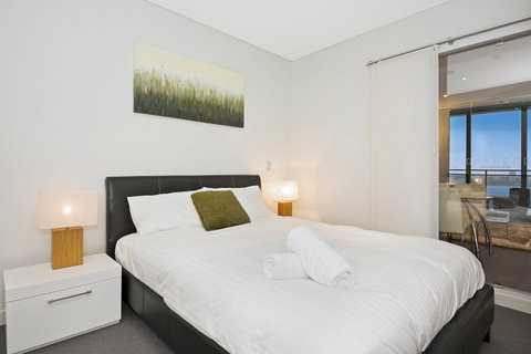Astra Apartments Perth - Sydneys Hotel 3