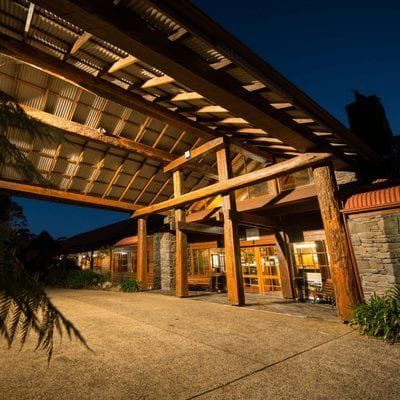 Tall Timbers - Sydneys Hotel 7